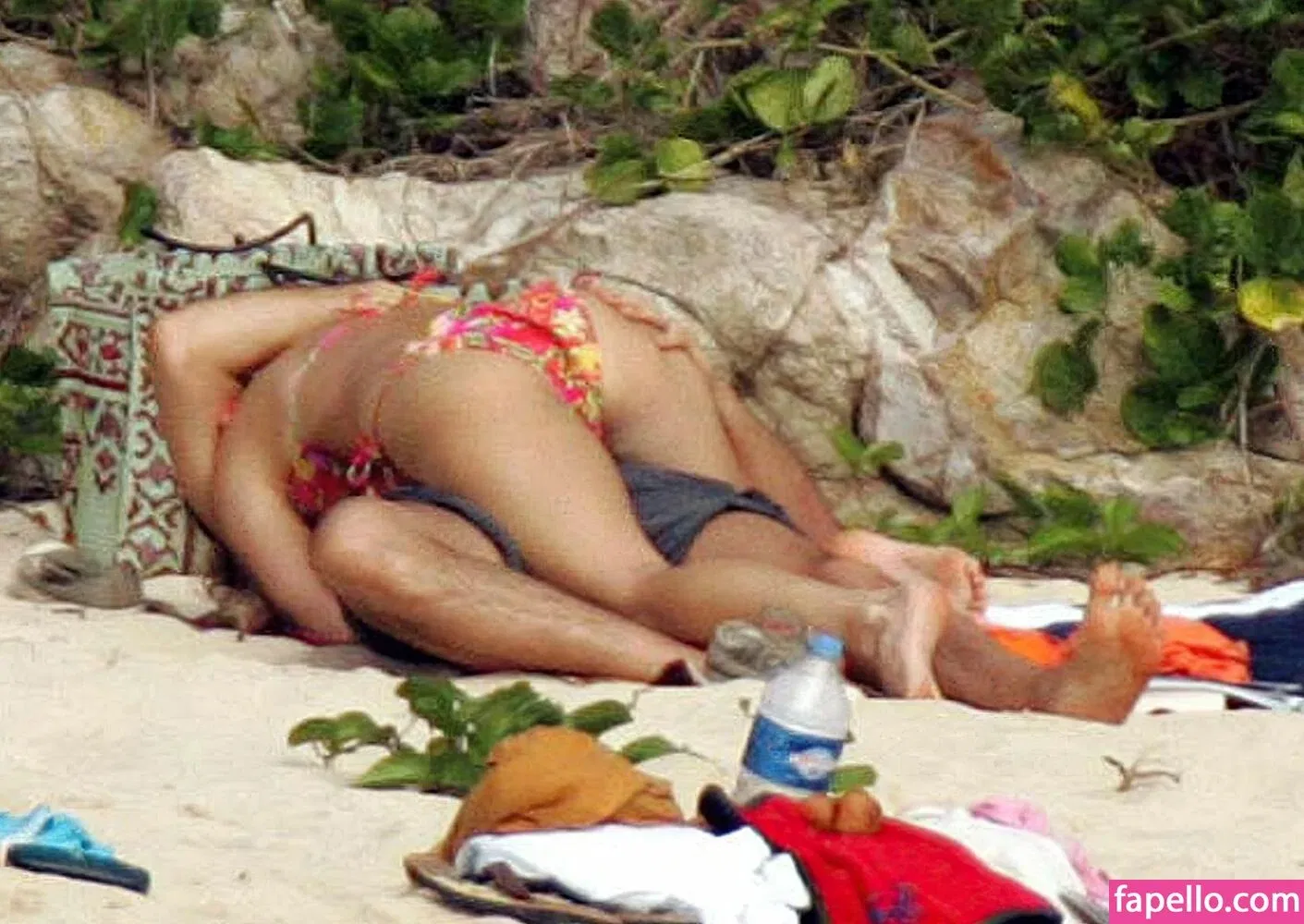 Kelly Brook Onlyfans Photo Gallery 