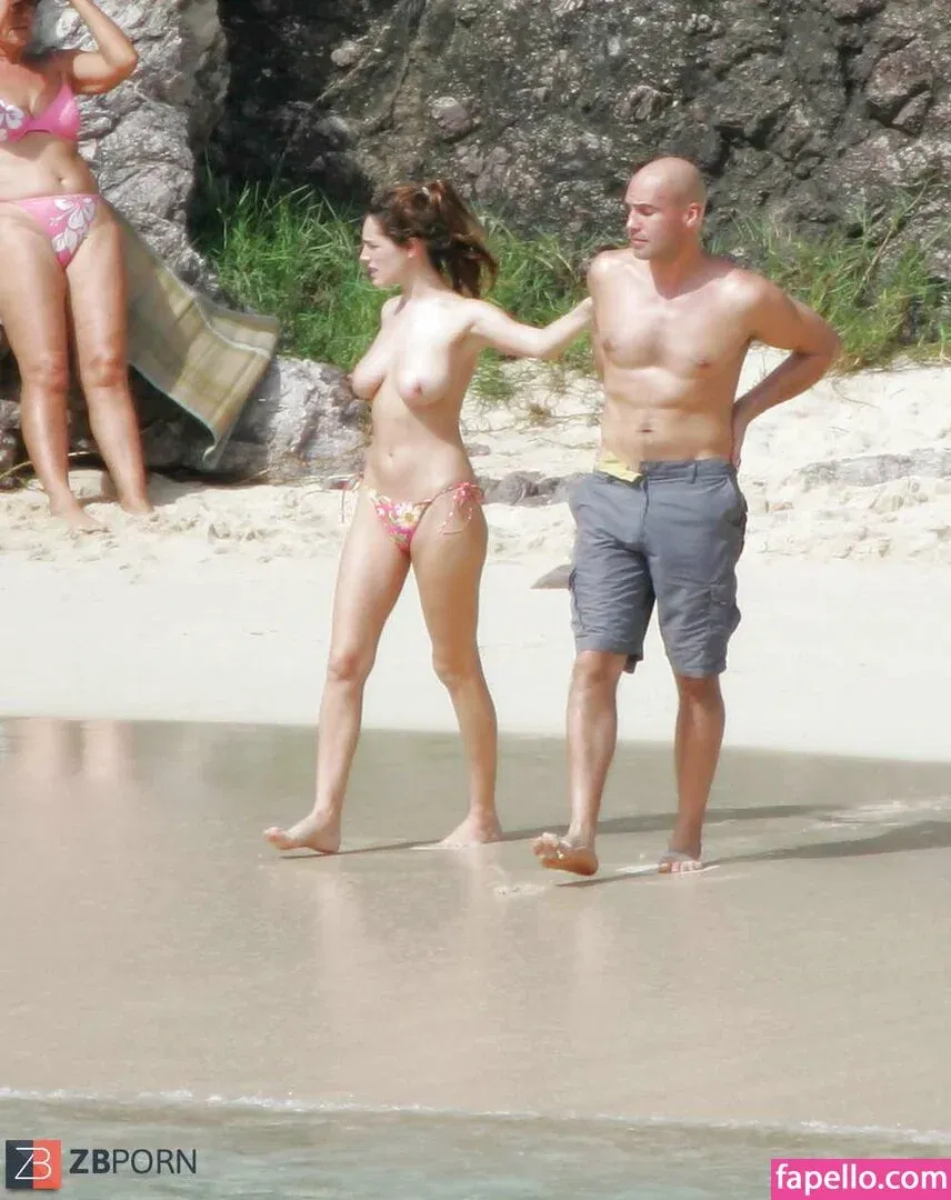 Kelly Brook Onlyfans Photo Gallery 