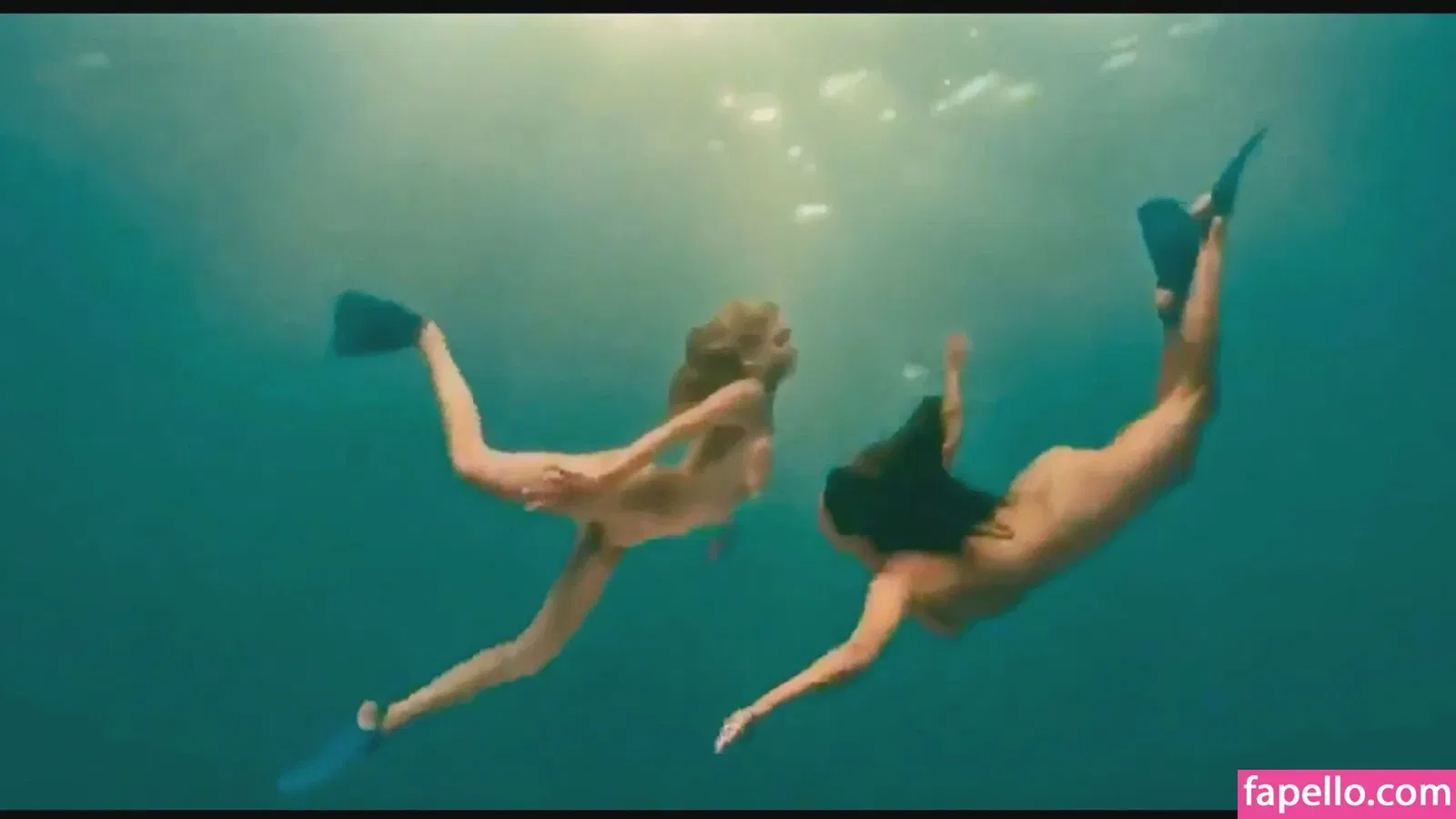 Kelly Brook Onlyfans Photo Gallery 