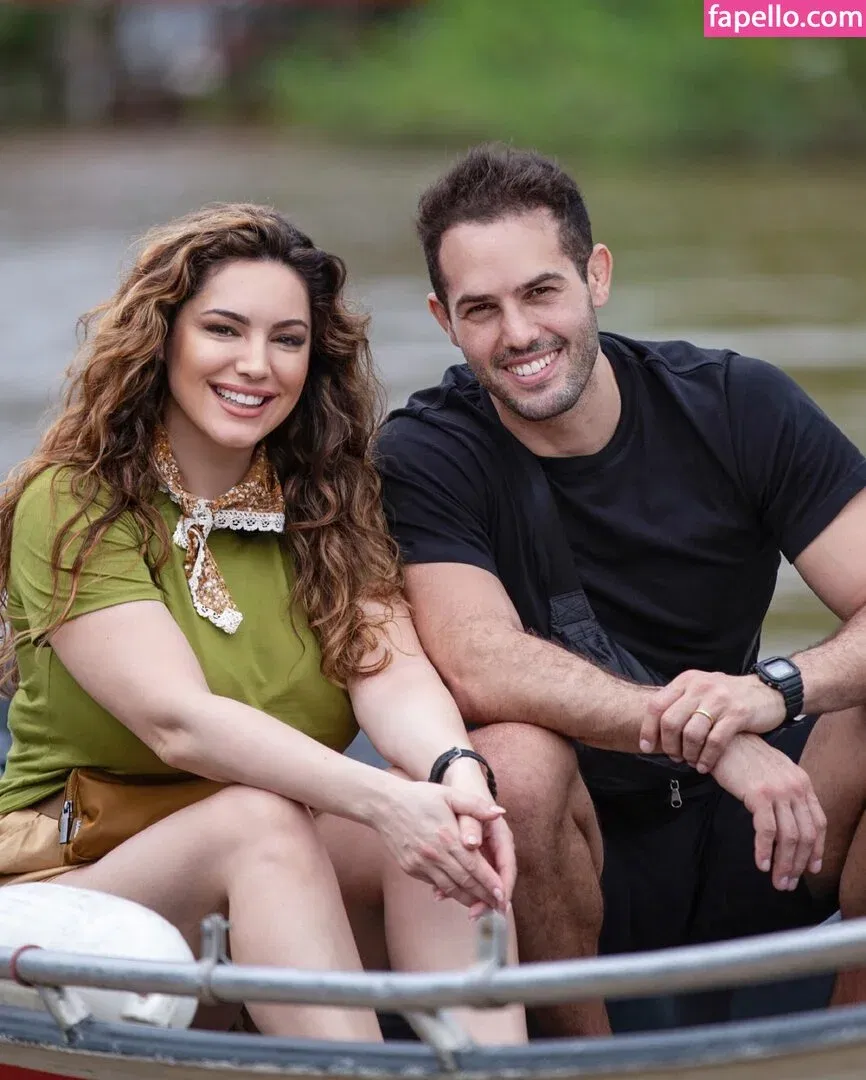 Kelly Brook Onlyfans Photo Gallery 