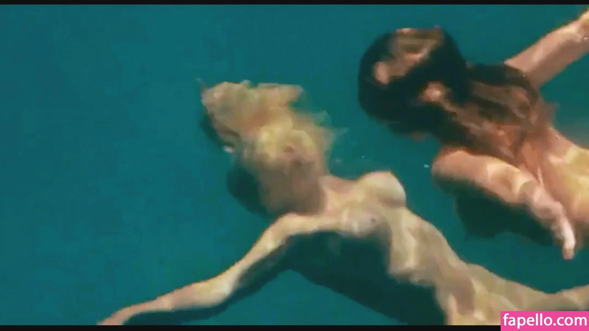 Kelly Brook Onlyfans Photo Gallery 