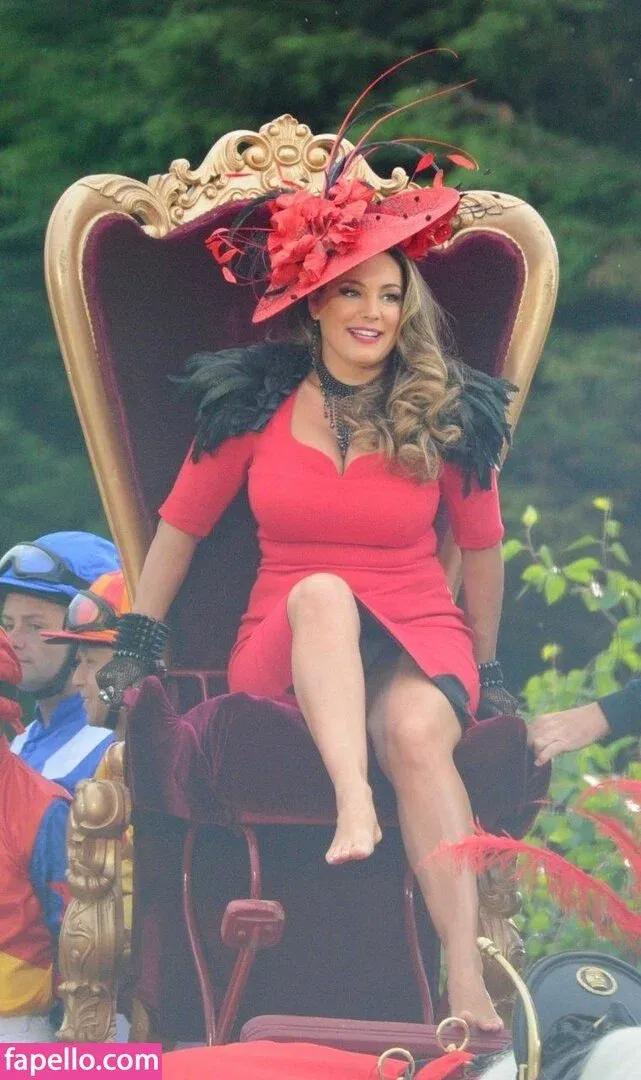 Kelly Brook Onlyfans Photo Gallery 