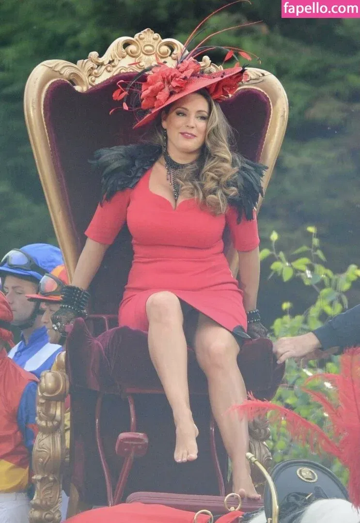 Kelly Brook Onlyfans Photo Gallery 