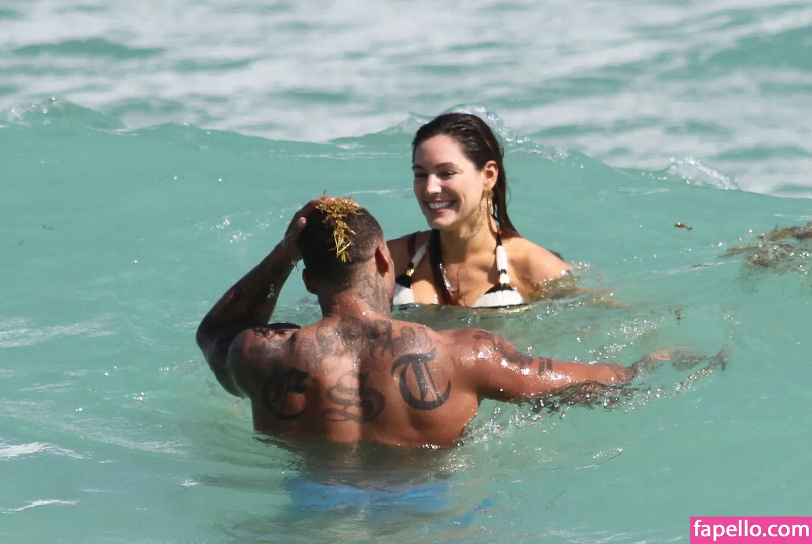 Kelly Brook Onlyfans Photo Gallery 