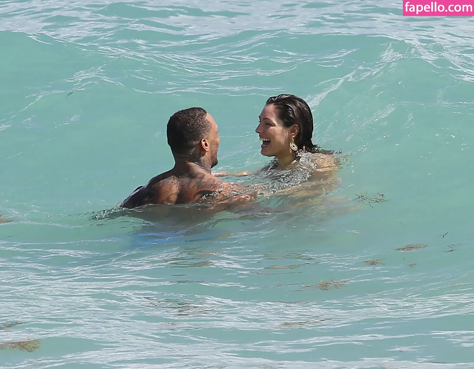 Kelly Brook Onlyfans Photo Gallery 