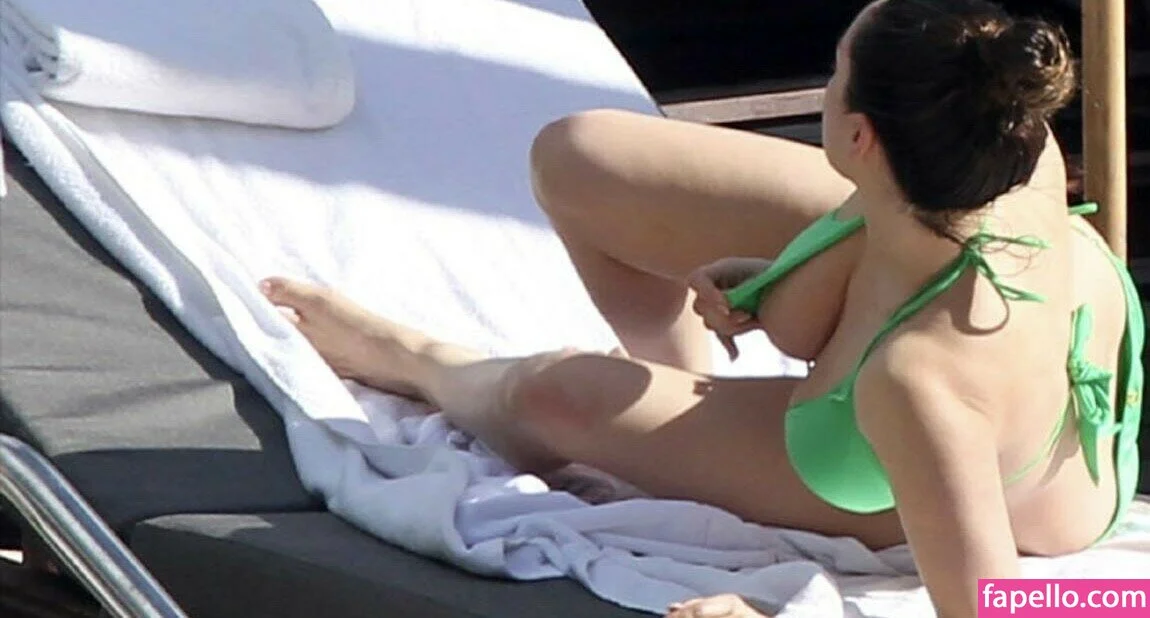 Kelly Brook Onlyfans Photo Gallery 