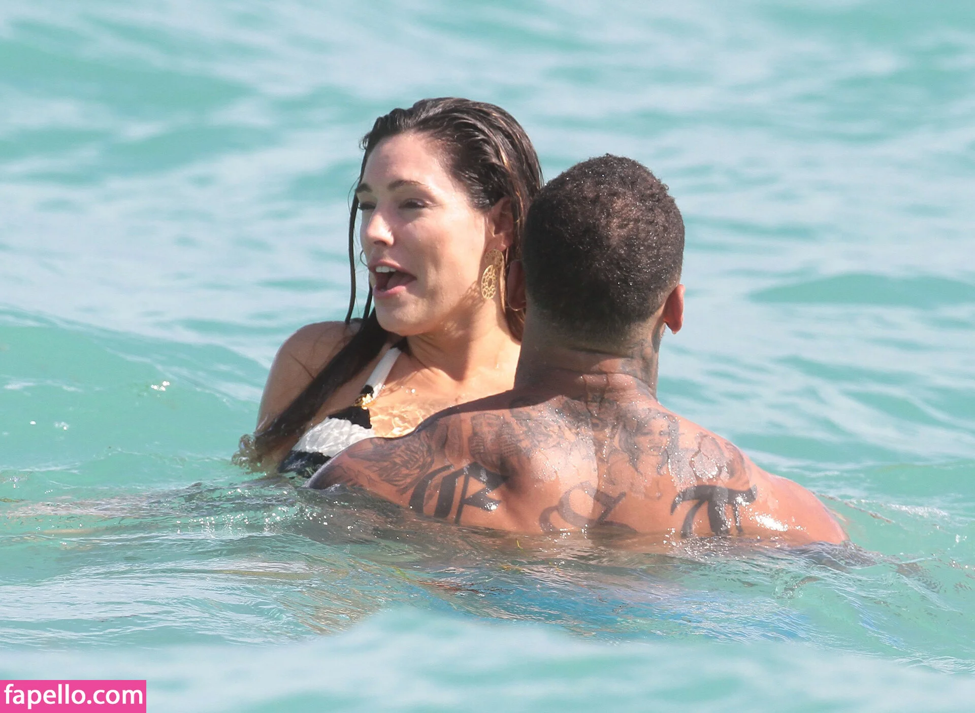 Kelly Brook Onlyfans Photo Gallery 