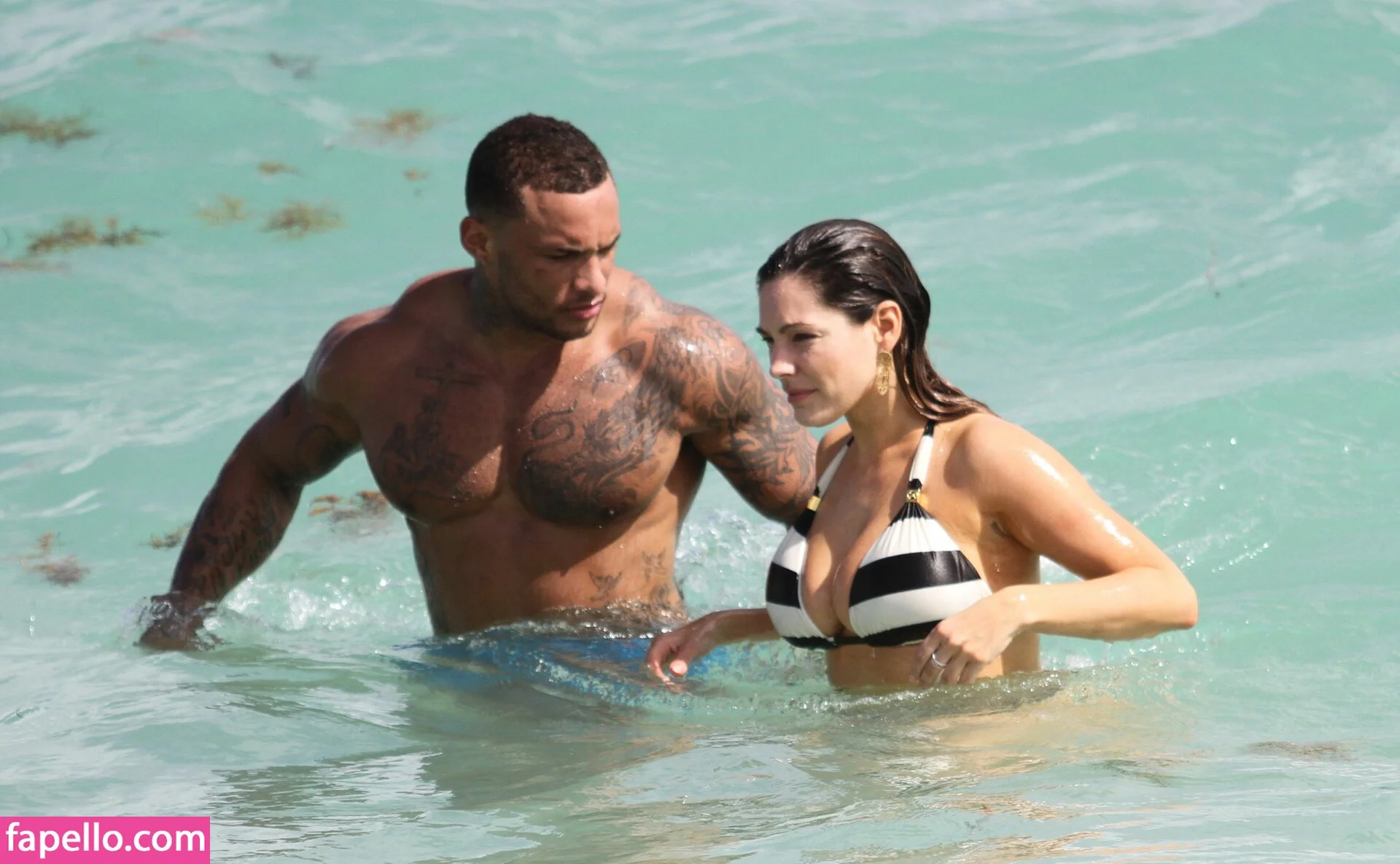 Kelly Brook Onlyfans Photo Gallery 