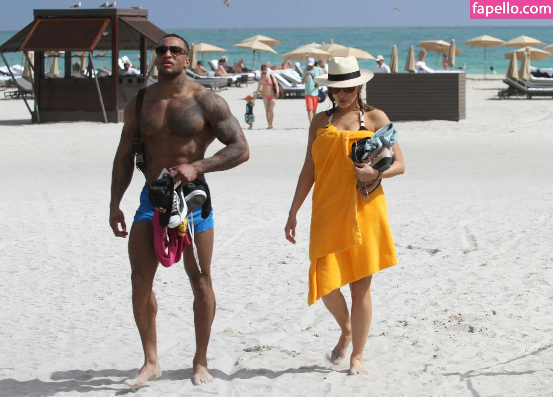 Kelly Brook Onlyfans Photo Gallery 