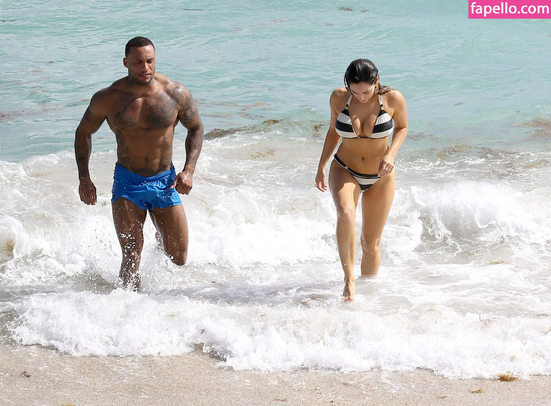 Kelly Brook Onlyfans Photo Gallery 