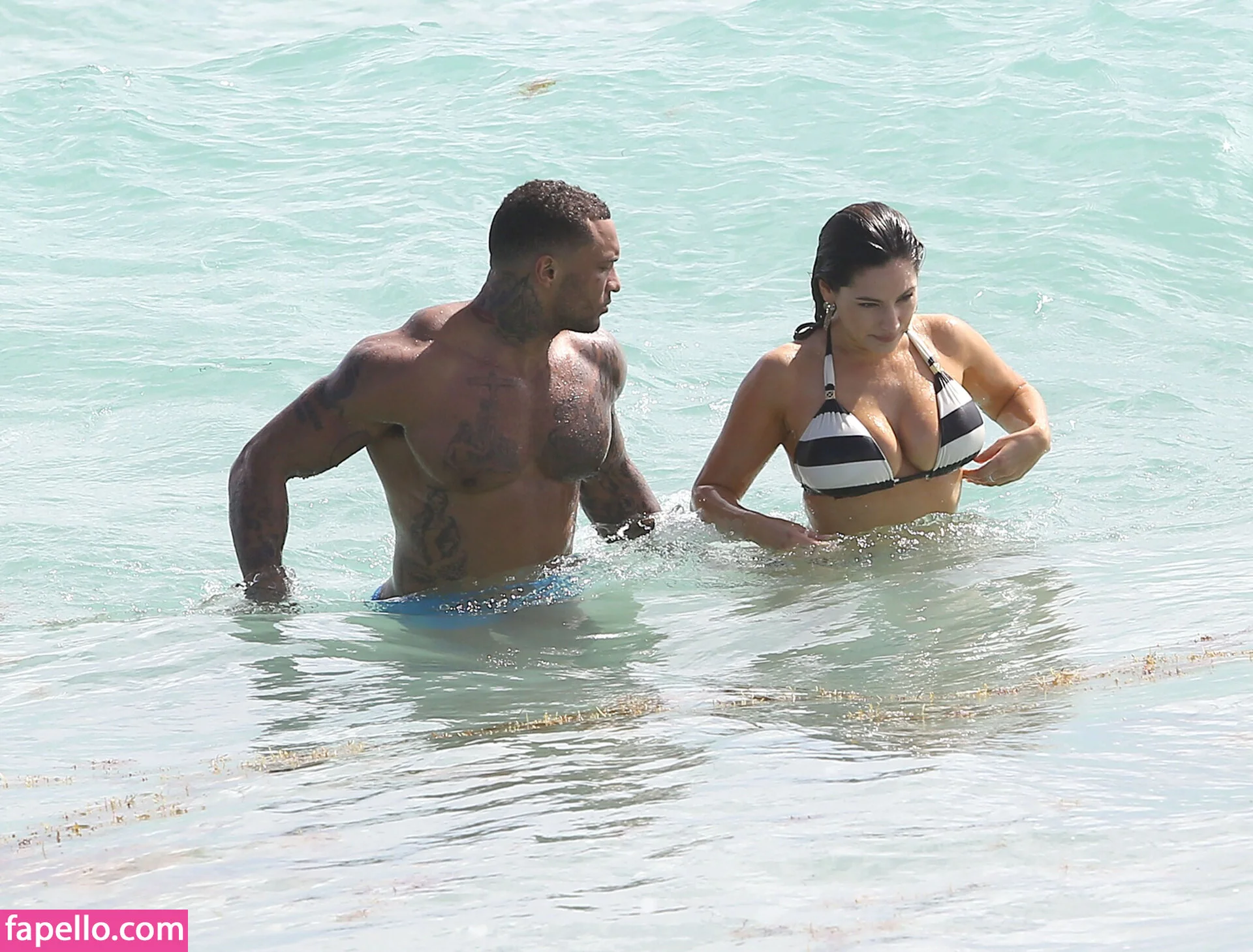 Kelly Brook Onlyfans Photo Gallery 