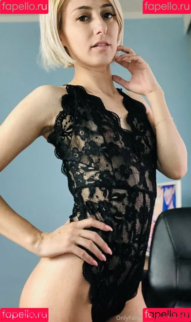 aneshereforu Onlyfans Photo Gallery 