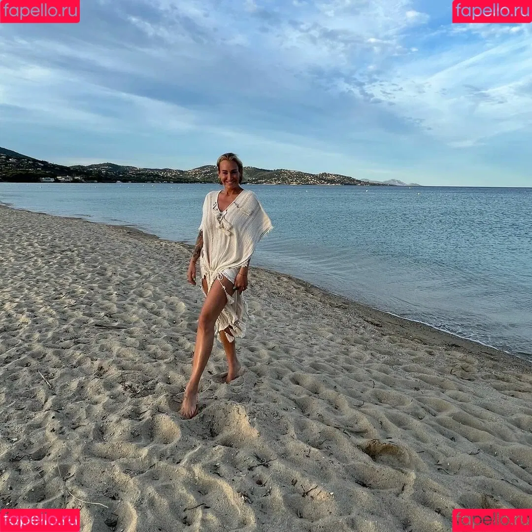 Sarah Connor Onlyfans Photo Gallery 