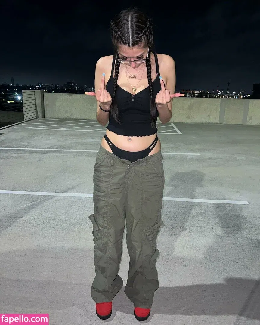 dvddyemm Onlyfans Photo Gallery 