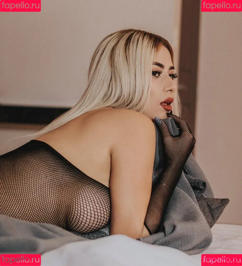 Alemia Rojas Onlyfans Photo Gallery 