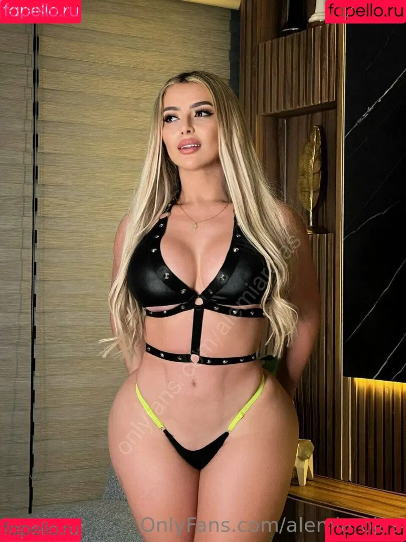 Alemia Rojas Onlyfans Photo Gallery 