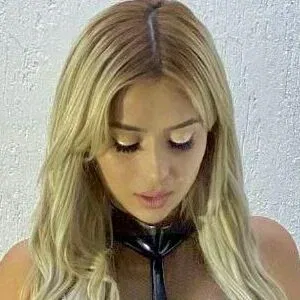 Alemia Rojas Onlyfans Photo Gallery 