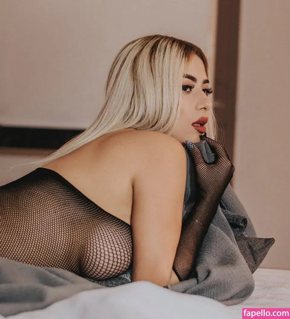 Alemia Rojas Onlyfans Photo Gallery 