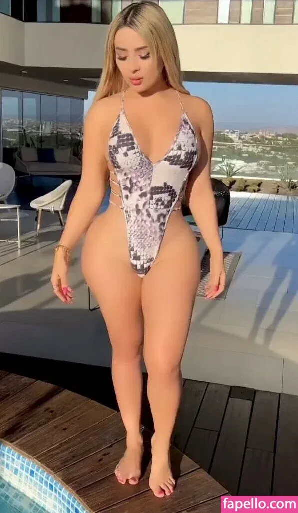 Alemia Rojas Onlyfans Photo Gallery 