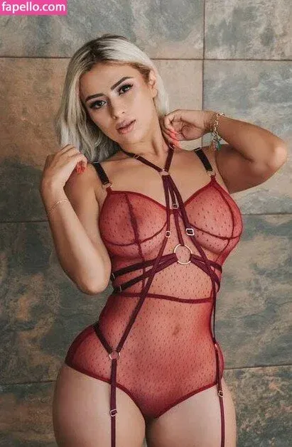 Alemia Rojas Onlyfans Photo Gallery 