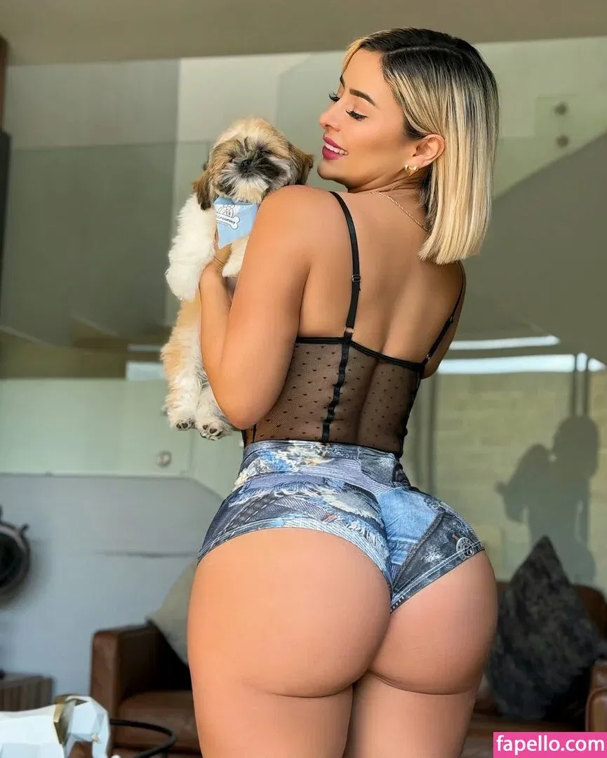 Alemia Rojas Onlyfans Photo Gallery 