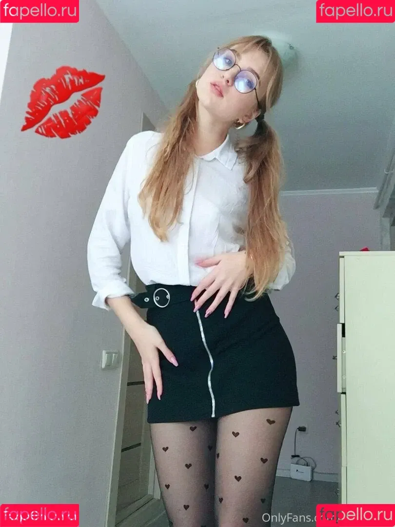 baby333rlia Onlyfans Photo Gallery 