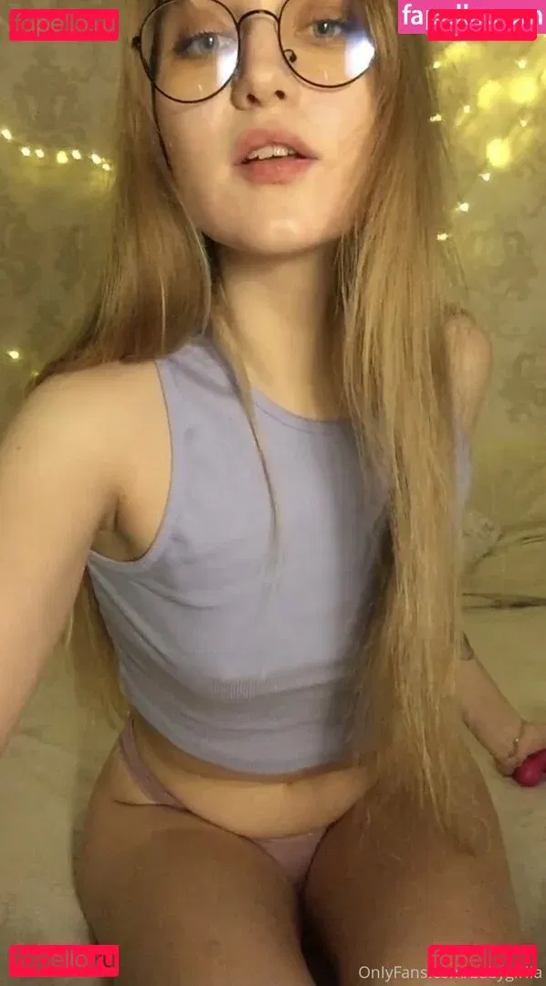 baby333rlia Onlyfans Photo Gallery 