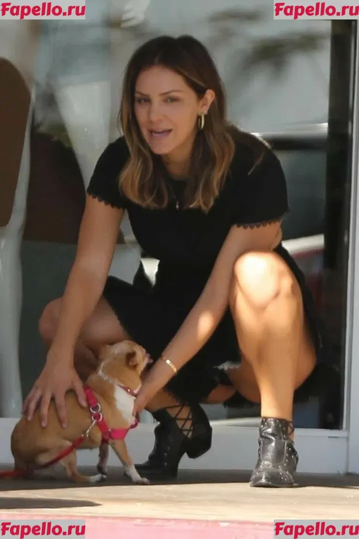 Katharine McPhee Onlyfans Photo Gallery 