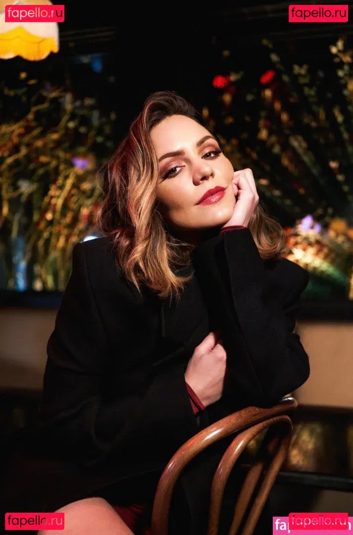 Katharine McPhee Onlyfans Photo Gallery 