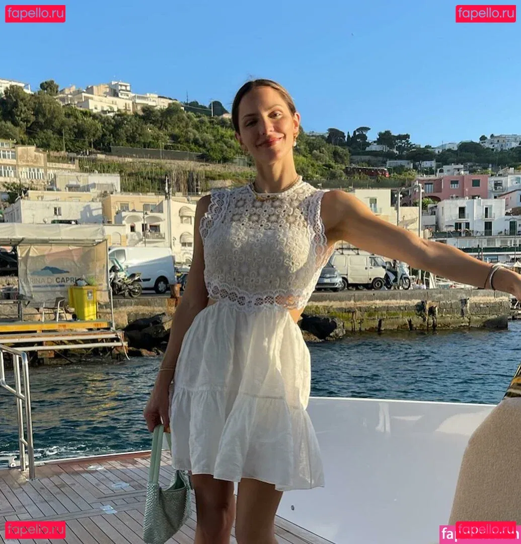 Katharine McPhee Onlyfans Photo Gallery 