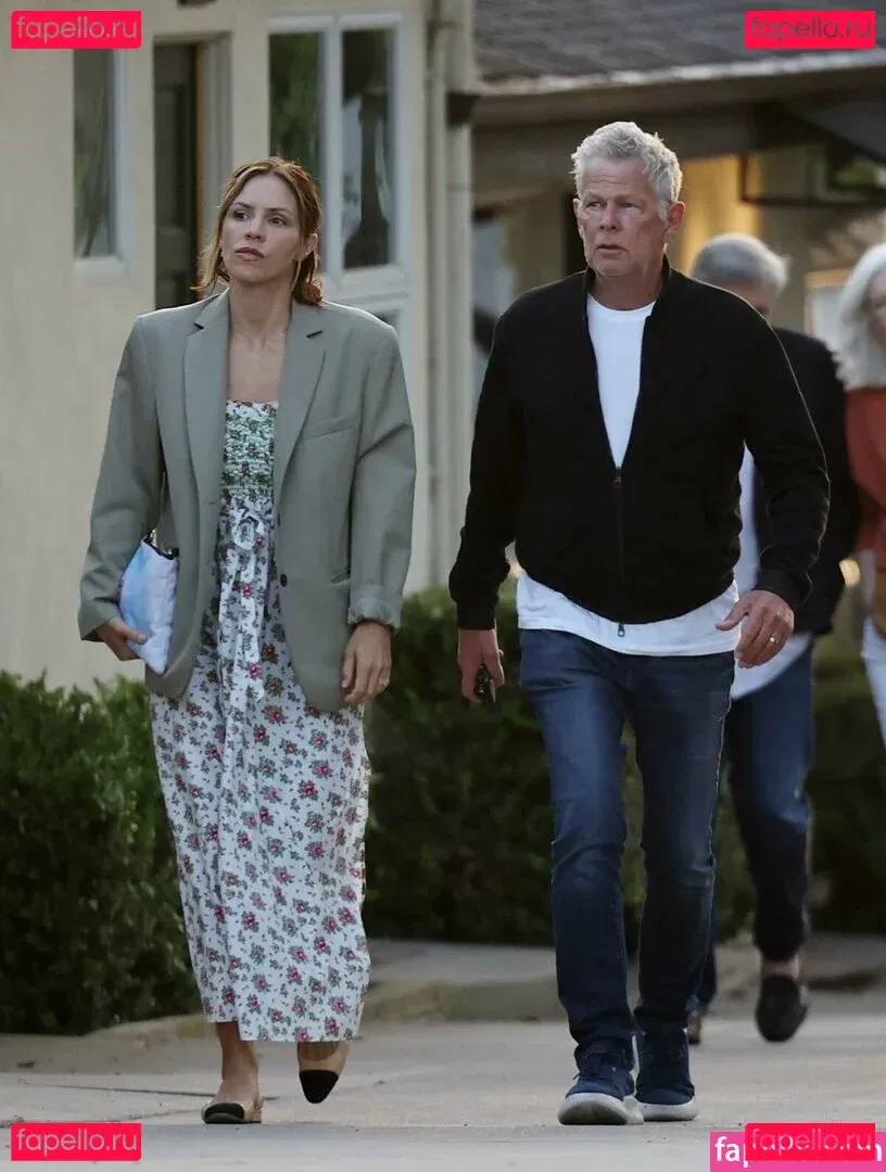 Katharine McPhee Onlyfans Photo Gallery 