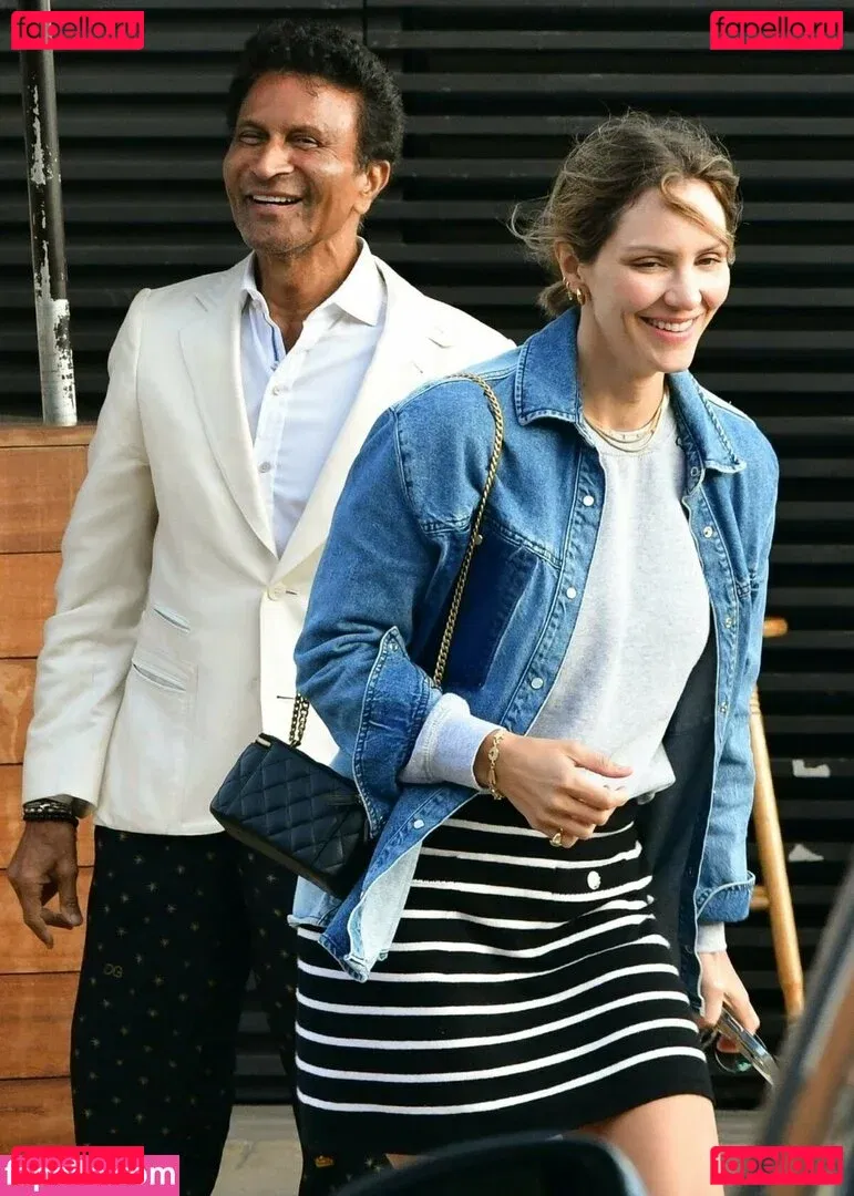 Katharine McPhee Onlyfans Photo Gallery 