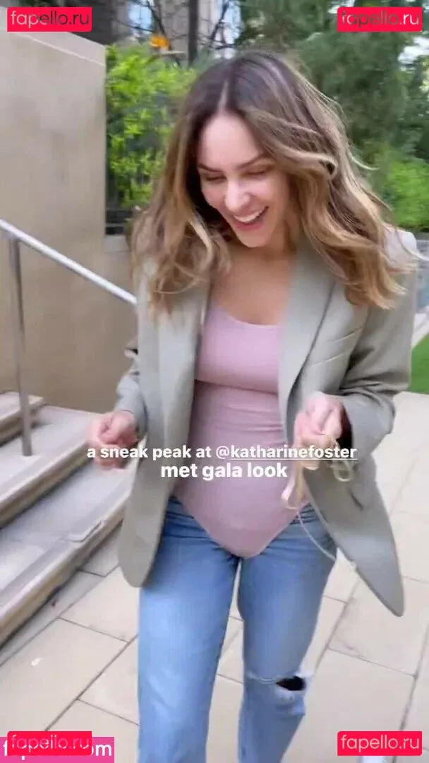 Katharine McPhee Onlyfans Photo Gallery 