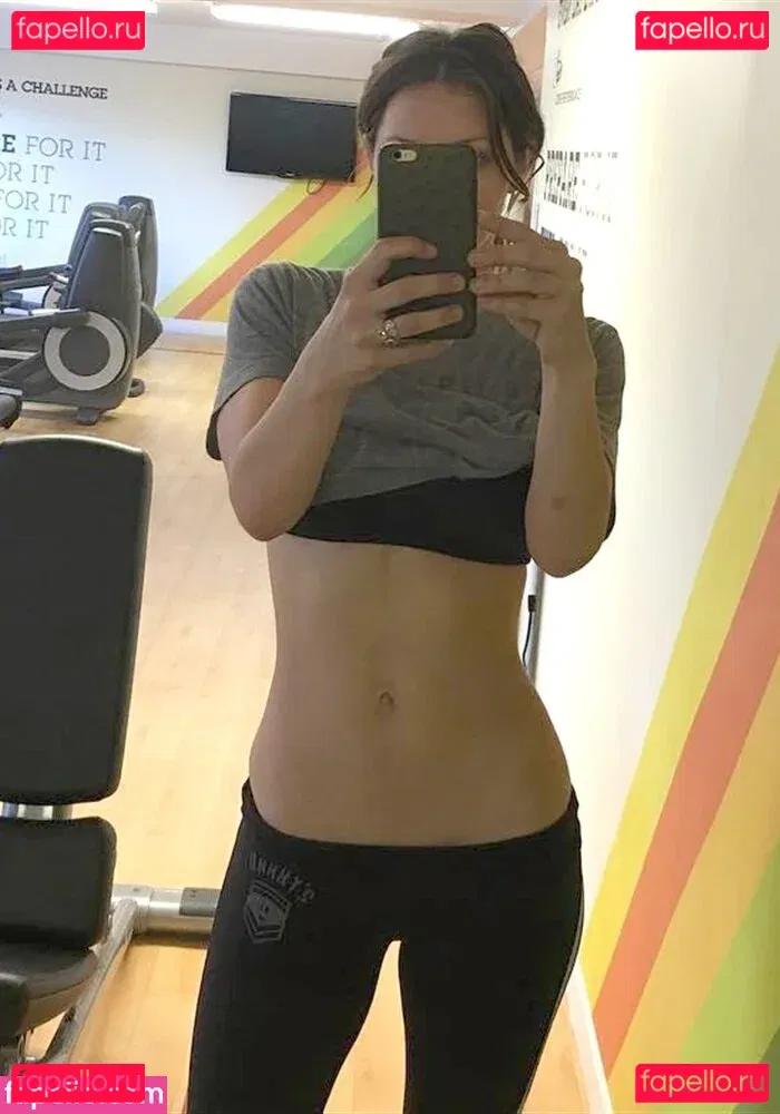 Katharine McPhee Onlyfans Photo Gallery 