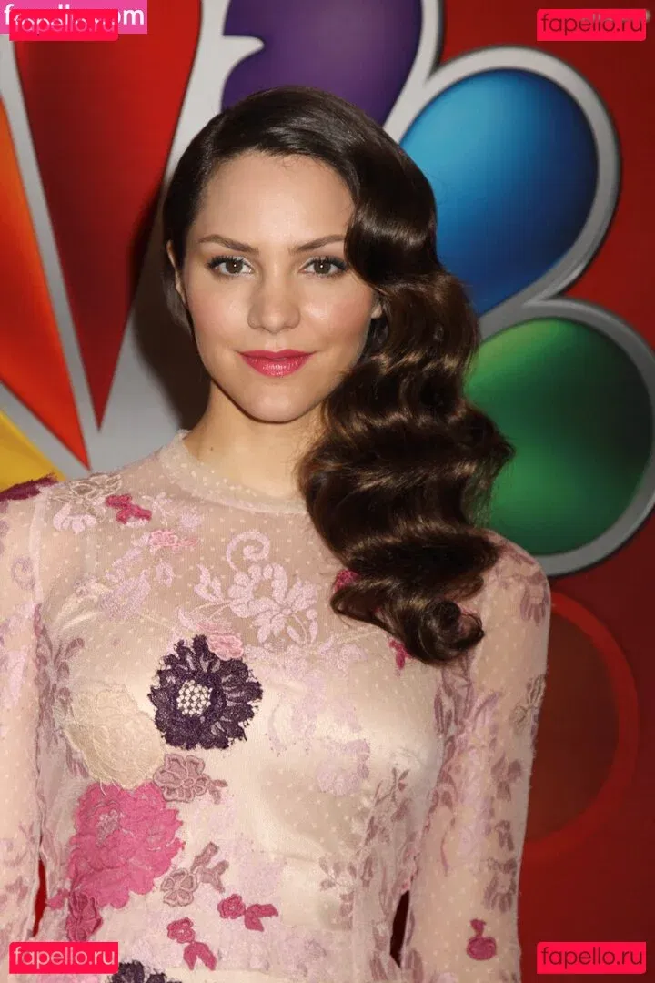 Katharine McPhee Onlyfans Photo Gallery 