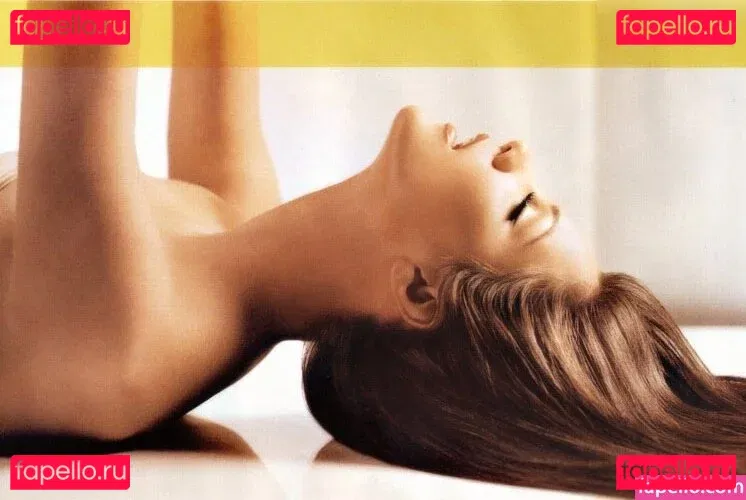 Katharine McPhee Onlyfans Photo Gallery 