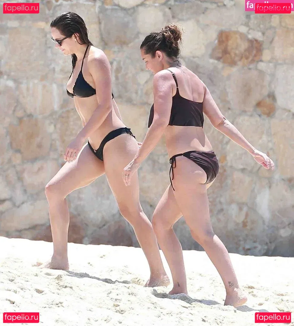 Katharine McPhee Onlyfans Photo Gallery 