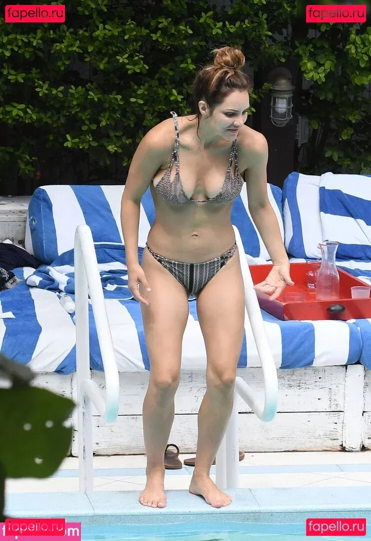Katharine McPhee Onlyfans Photo Gallery 