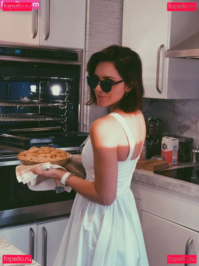 Katharine McPhee Onlyfans Photo Gallery 