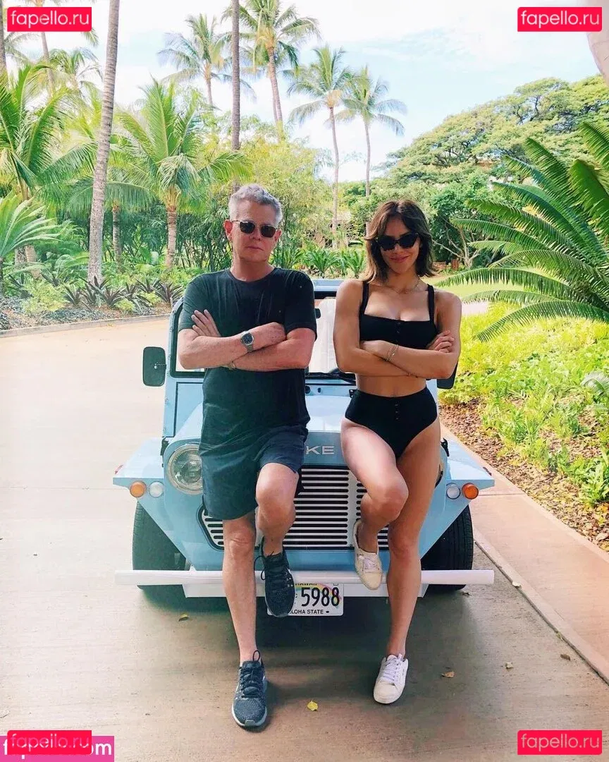 Katharine McPhee Onlyfans Photo Gallery 