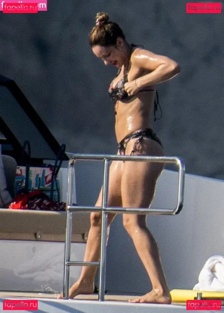 Katharine McPhee Onlyfans Photo Gallery 