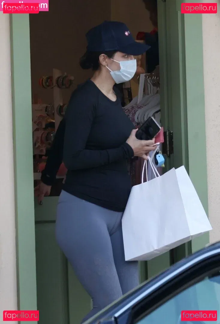 Katharine McPhee Onlyfans Photo Gallery 