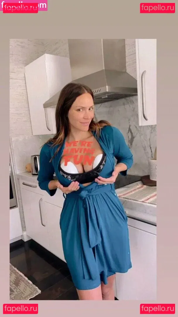 Katharine McPhee Onlyfans Photo Gallery 