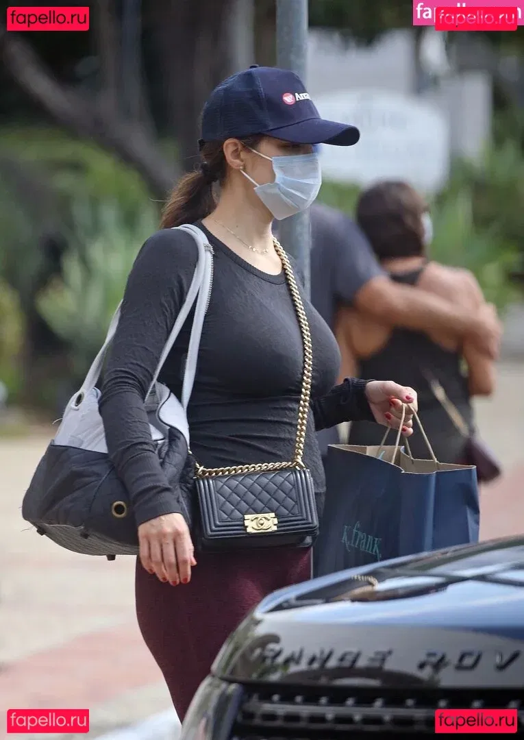 Katharine McPhee Onlyfans Photo Gallery 