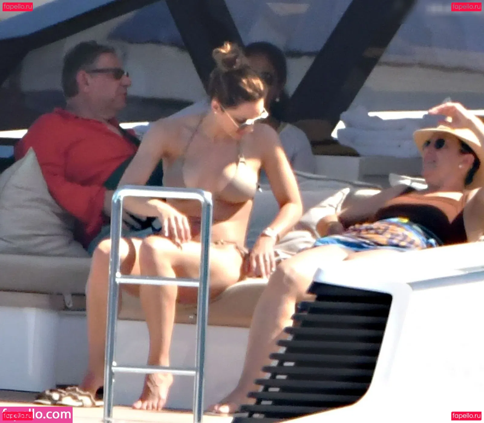 Katharine McPhee Onlyfans Photo Gallery 