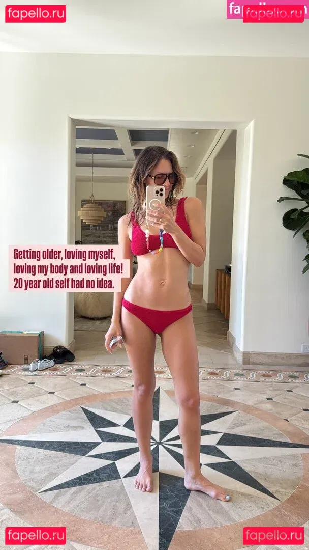Katharine McPhee Onlyfans Photo Gallery 