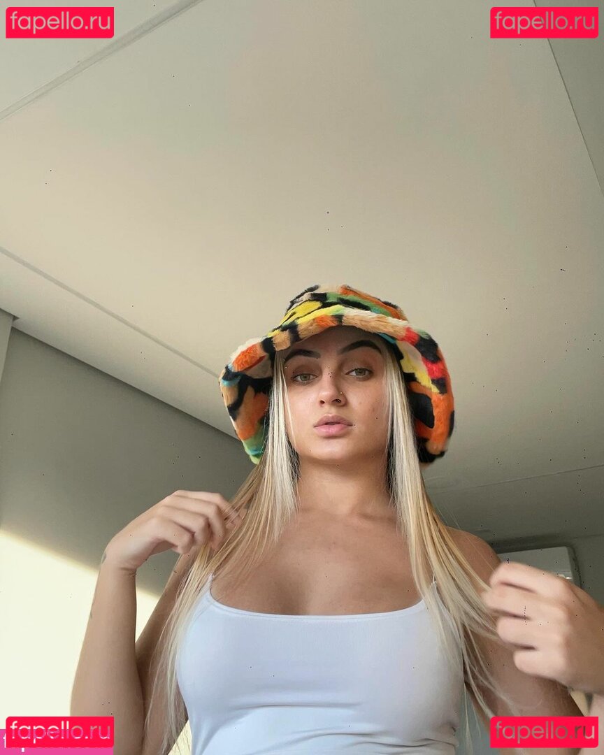 Lavinia Miranda Nude Onlyfans Photo 13