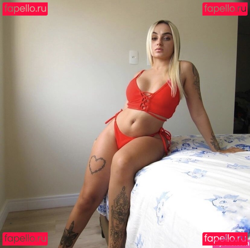 Lavinia Miranda Nude Onlyfans Photo 10