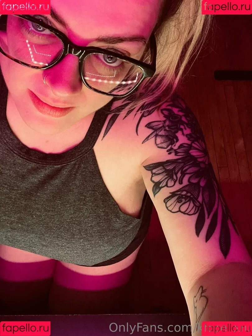 kmm_xiii Onlyfans Photo Gallery 