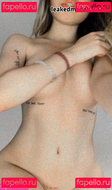 Agathacrr Nude Onlyfans Photo 12